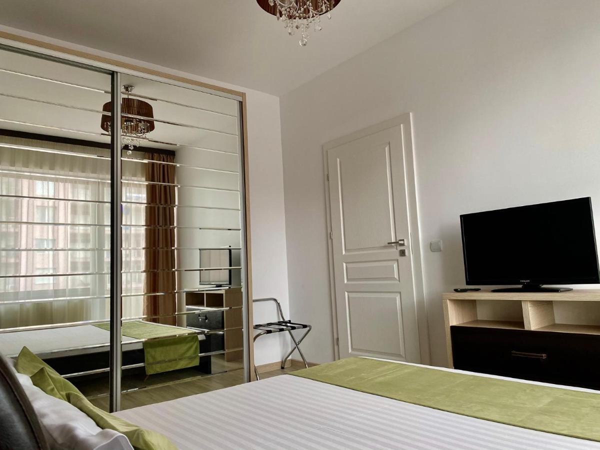 Valy Apartments Summerland Mamaia Exteriér fotografie