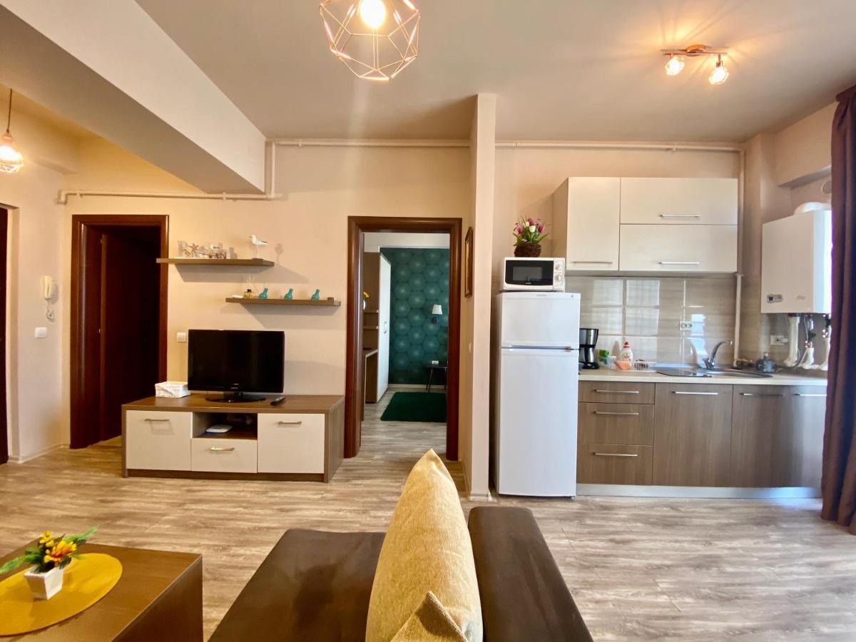 Valy Apartments Summerland Mamaia Exteriér fotografie