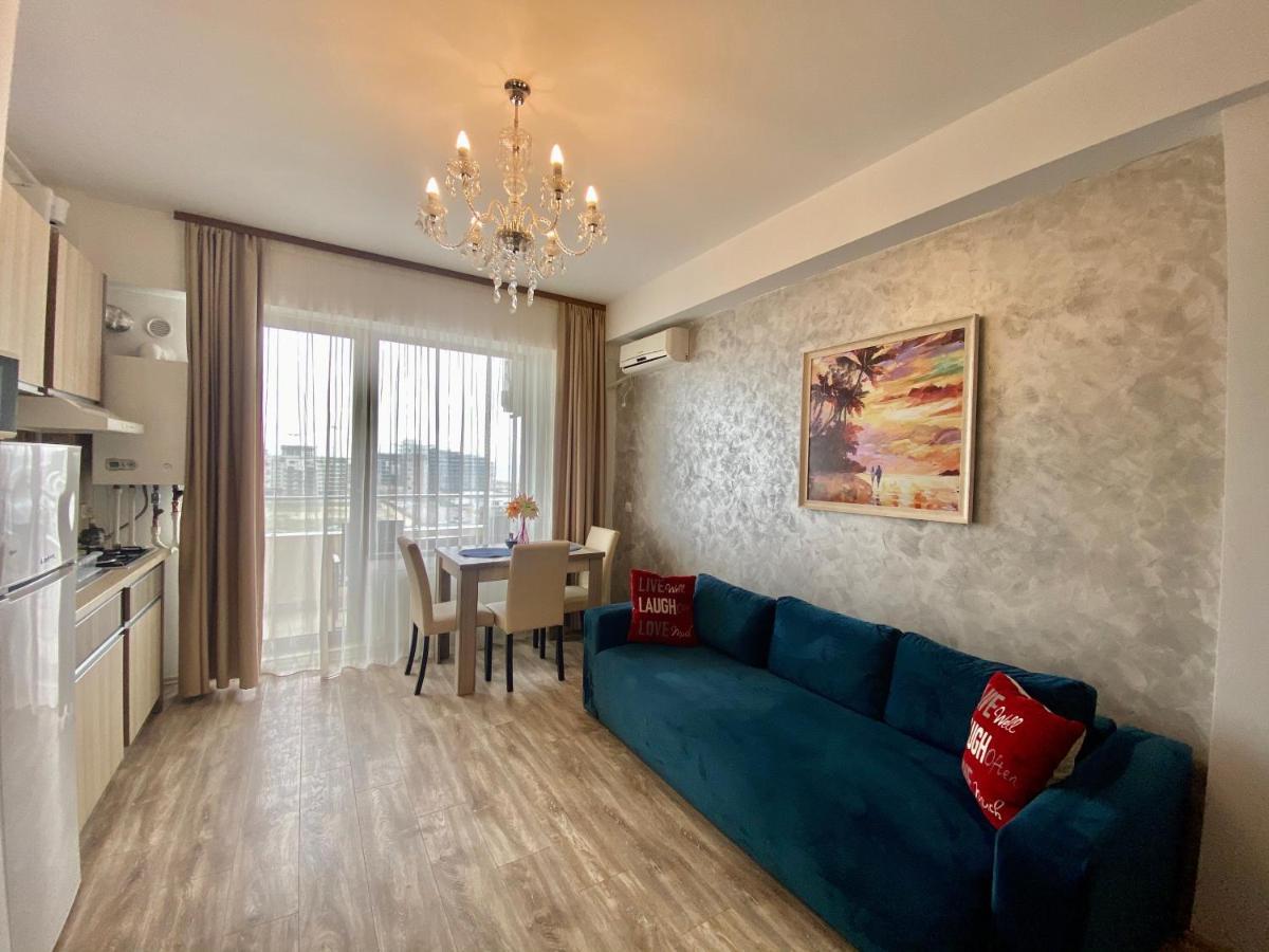 Valy Apartments Summerland Mamaia Exteriér fotografie