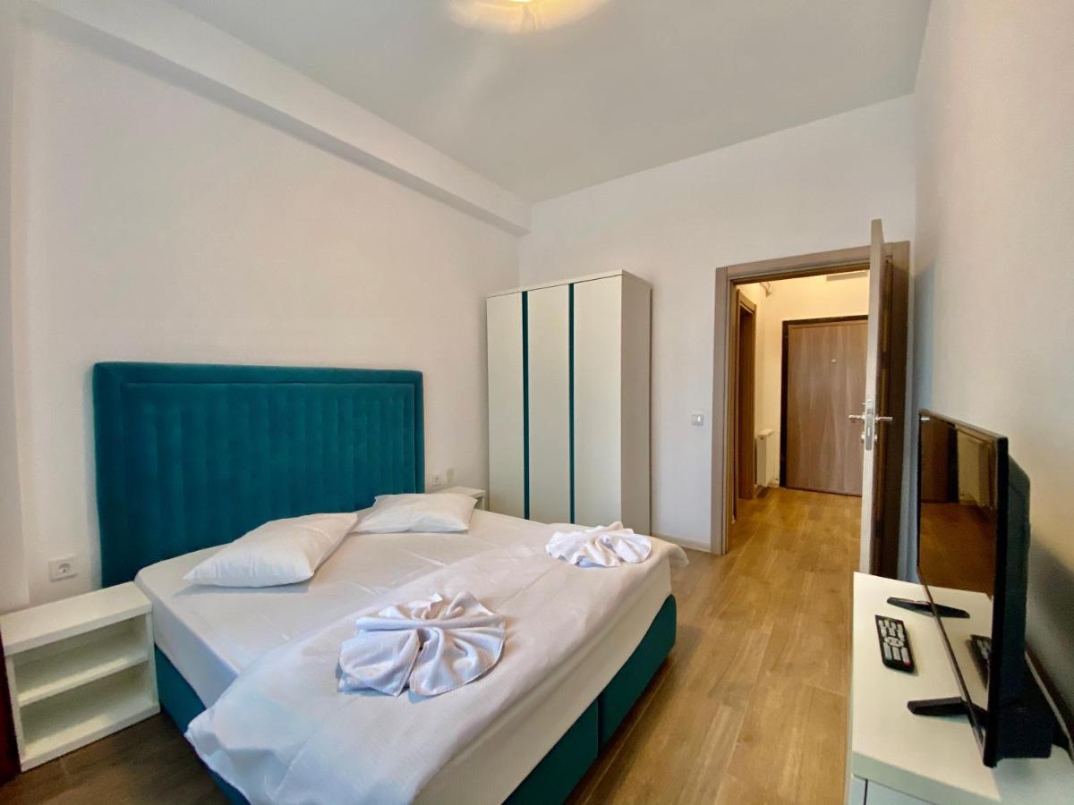 Valy Apartments Summerland Mamaia Exteriér fotografie