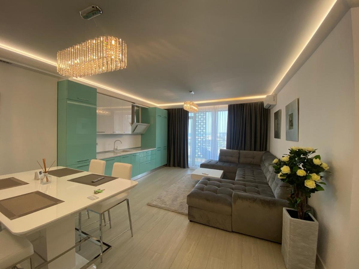 Valy Apartments Summerland Mamaia Exteriér fotografie
