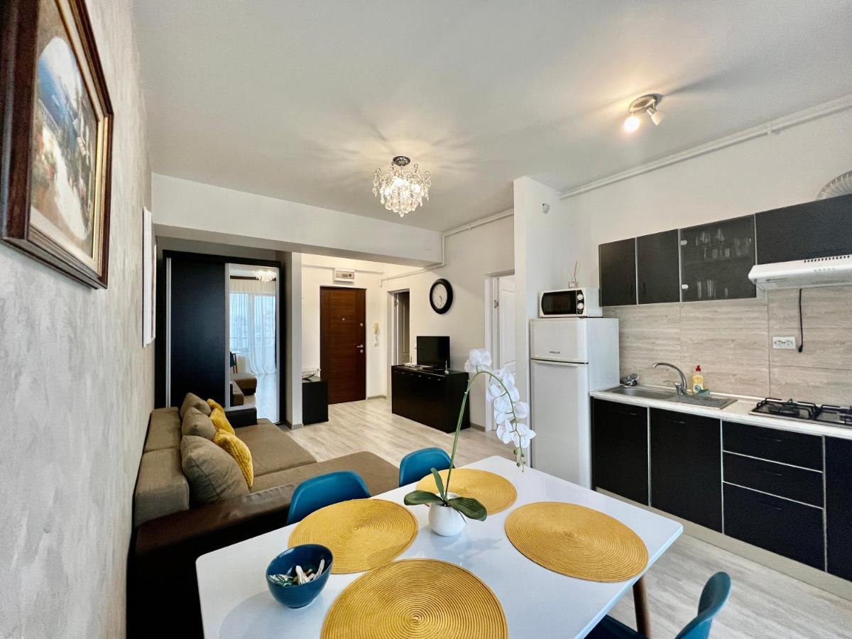 Valy Apartments Summerland Mamaia Exteriér fotografie