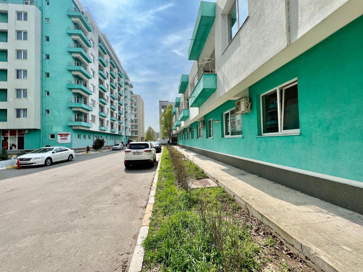 Valy Apartments Summerland Mamaia Exteriér fotografie