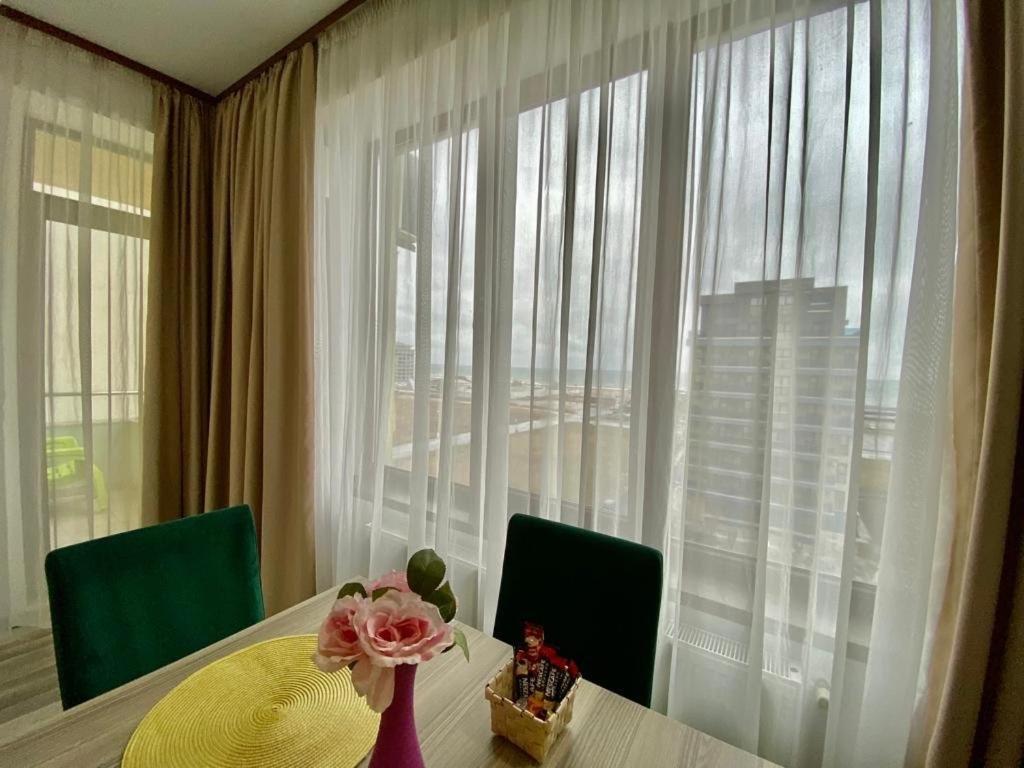Valy Apartments Summerland Mamaia Exteriér fotografie