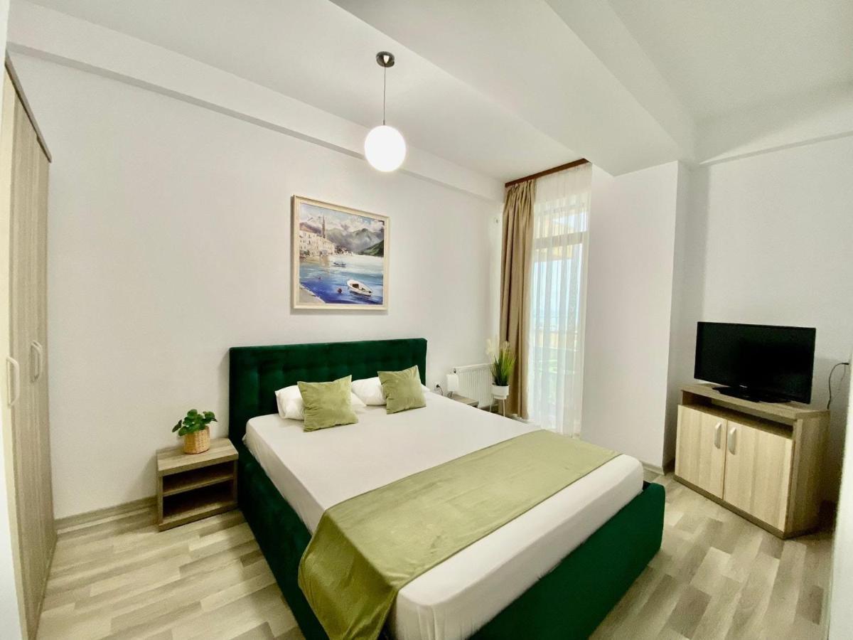 Valy Apartments Summerland Mamaia Exteriér fotografie