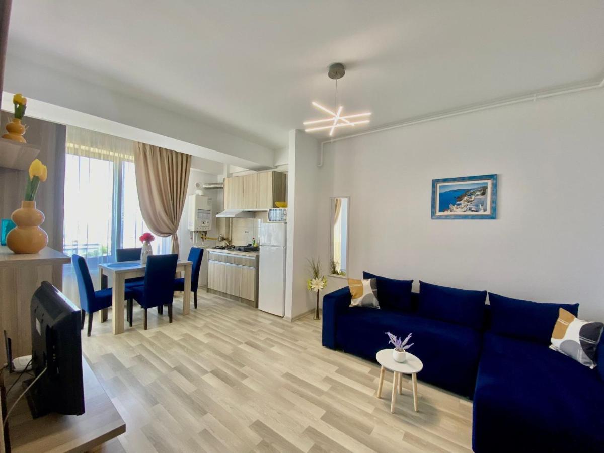 Valy Apartments Summerland Mamaia Exteriér fotografie