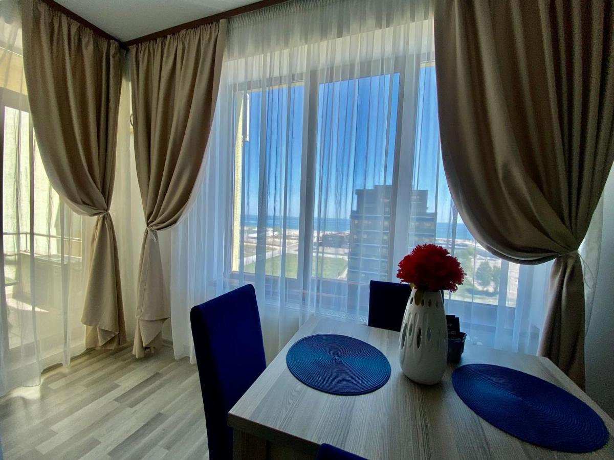 Valy Apartments Summerland Mamaia Exteriér fotografie